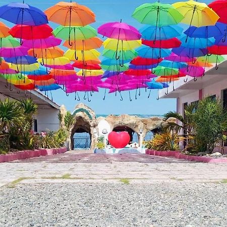 Belle'S Beach Resort Bolinao Buitenkant foto